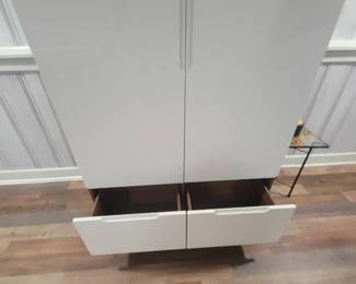 WHITE LAMINATE WARDROBE OR ARMOIRE
