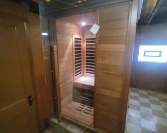 Sunlighten 2 person infrared sauna