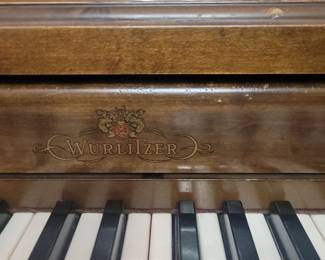 WURLITZER PIANO