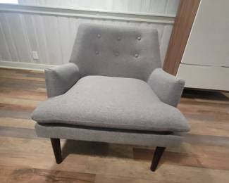 GRAY CHAIR