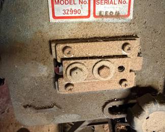 Wilton / Dayton Model 3Z990 horizontal metal-cutting bandsaw.