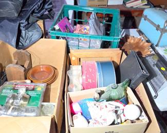 LOTS OF ITEMS TO DIG THRU IN THE GARAGE
