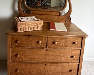 VINTAGE VICTORIAN DRESSER WITH MIRROR
