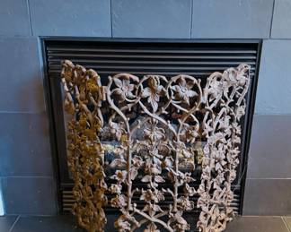 ANTIQUE CAST IRON FIREPLACE SCREEN