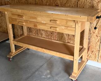 Portable workbench