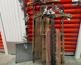 Sleds - ready for decoration