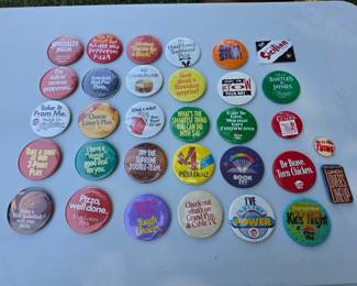 Pizza Hut pin backs