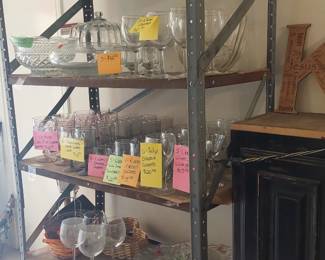 Crystal, baskets and boxes