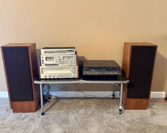 Vintage Realistic Stereo System - Complete & Working
