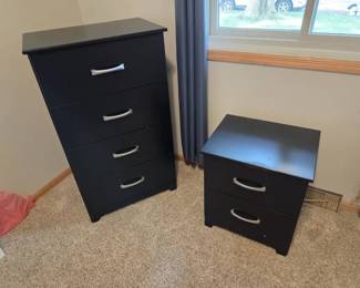 Perdue Woodworks Black 4Drawer Chest 2Drawer Nightstand