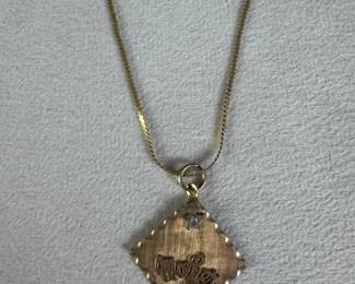14K Gold Mother Pendant Bracelet with Clear Stone 3.39g