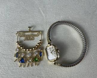 Omega 14K Gold Ladies Watch 14K Grandmas Kids Pendant 15.92g Combined
