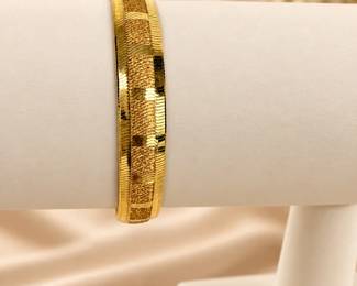 Italian Gold Textured Herringbone Bracelet, Marked 14K Italy