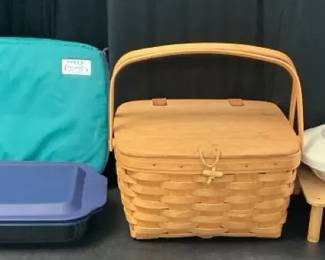 Pyrex Portable . Longaberger Pie Dish Basket Set