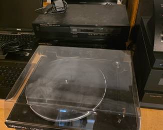 Aristotle Q Deck turntable w/ original packaging