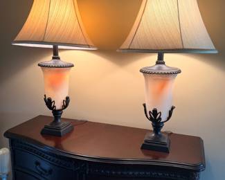 Serpentine Chest with Drawers and Lamps