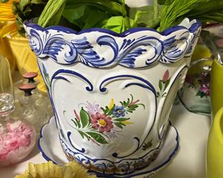 Large Italian hp planter