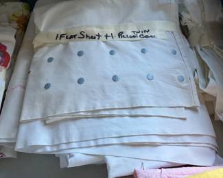 Fine sheets pillowcases