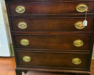 Vintage sm 4 drawer chest