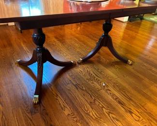 Antique mahogany double pedestal table