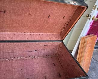 Vintage Army Chest