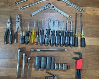 Vintage Craftsman, Bondhus Assorted Mechanics Hand Tools Sockets, Wrenches Ratchets
