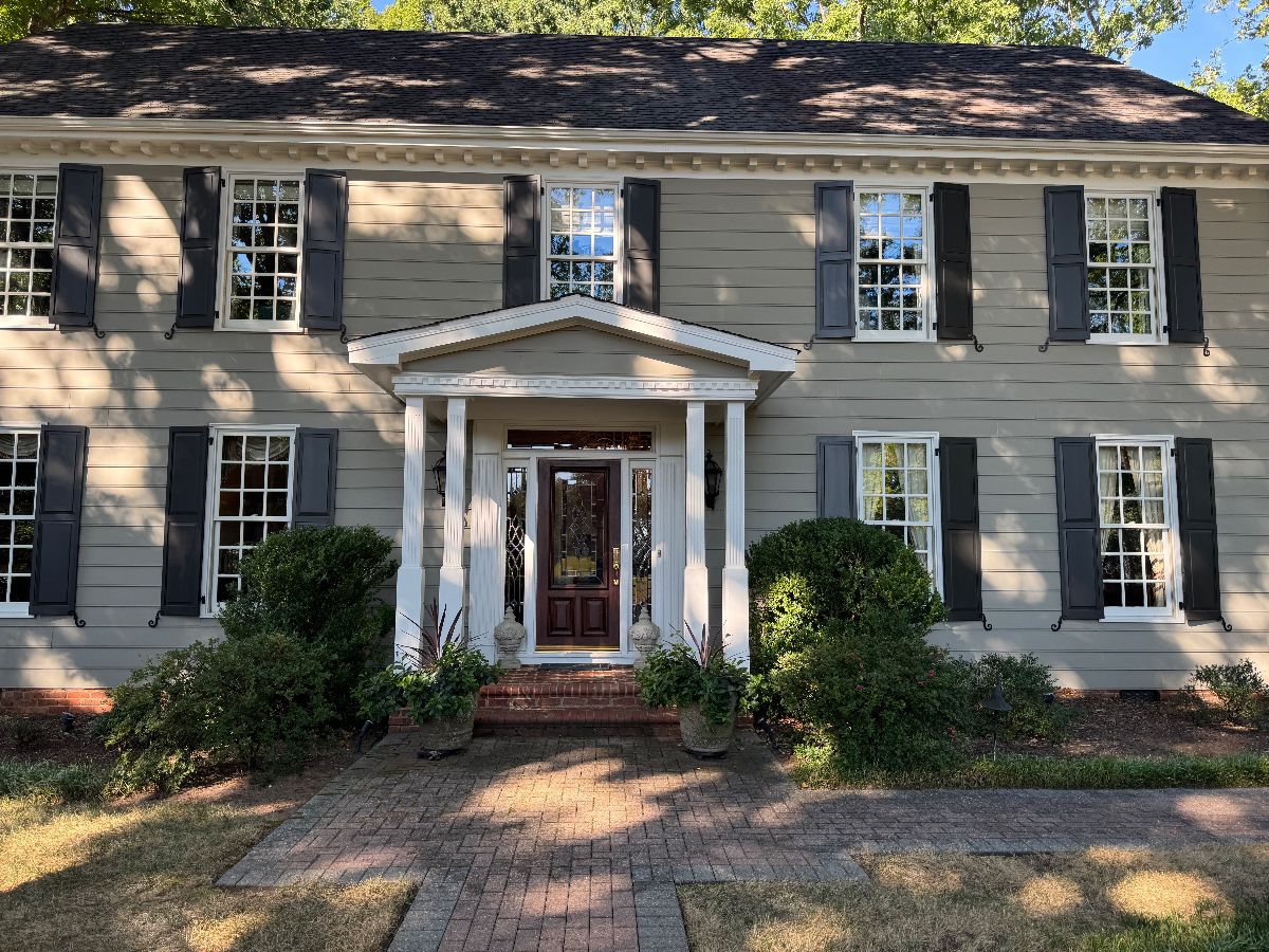 Beautiful North Ridge Country Club home.