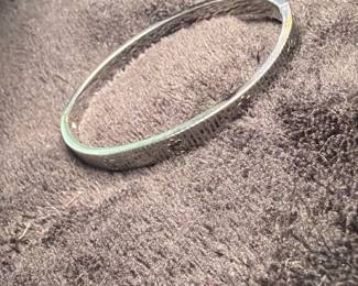 costume bracelet