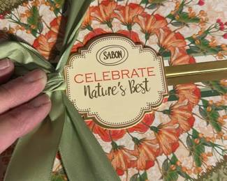 Dead Sea mineral body Nature's Best gift set