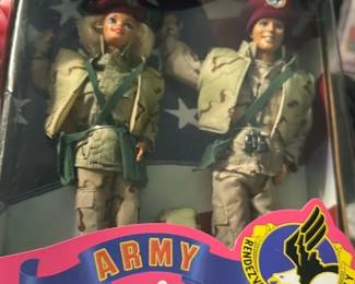 Barbie & Ken Army Deluxe Stars 'n Stripe