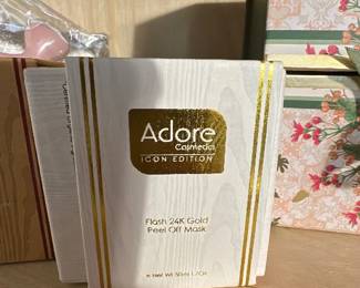 Adore Cosmetics Icon Edition Mask