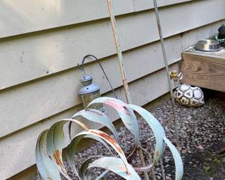 Interesting lawn decor