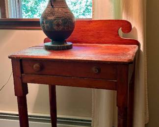 One drawer stand and Asian lamp