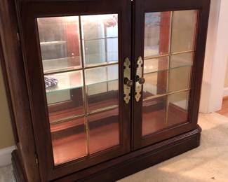 Lighted Display Cabinet 