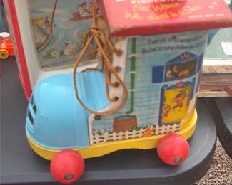 Fisher-Price Pull Toy Wheeled House
