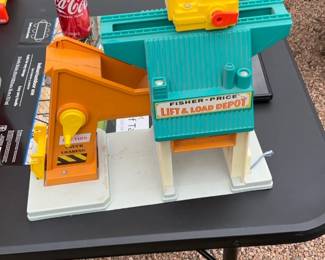Fisher-Price Lift & Load Depot