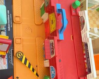 Fisher-Price Little People Playset