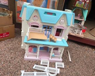 Fisher-Price Dollhouse Playset