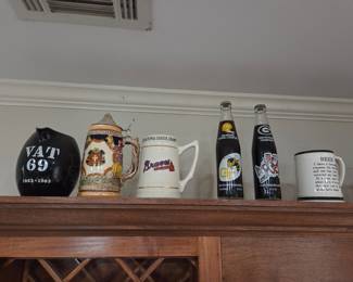 Beer Steins Braves
