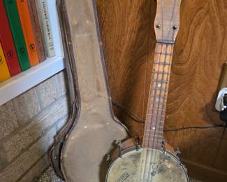 Vintage 4 String Tenor Banjo - c.1920s - 30s