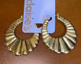 Claire's Fan Hoop Earrings