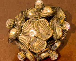 Vintage Gold Tone Floral Brooch with Rhinestones