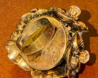 Vintage Gold Tone Floral Brooch with Rhinestones