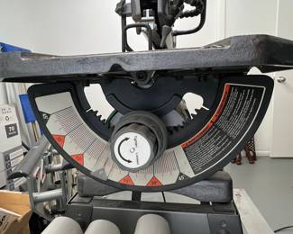 Hitachi CW40 16-Inch Scroll Saw