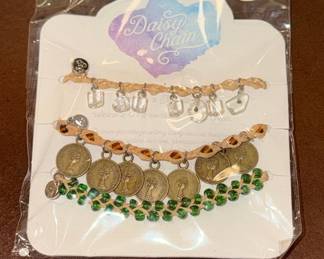 Daisy Chain Queen Elizabeth II Coin and Bead Bracelet Set