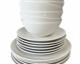 IKEA FARGKLAR Dinnerware Set