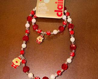 Claire's Christmas Santa Bead Necklace and Bracelet Set