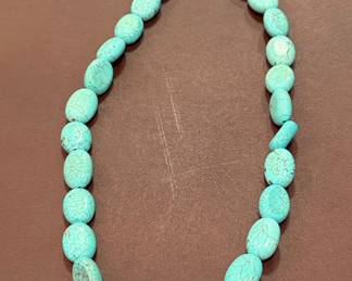 Howlite Turquoise Bead Necklace