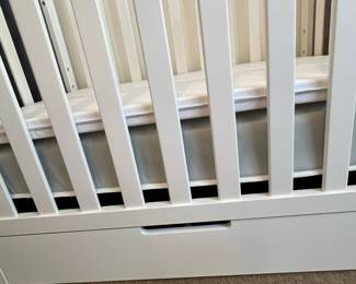 Carter's by DaVinci Colby 4-in-1 Convertible Mini Crib with Trundle Drawer