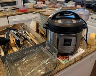 Inta Pot, baking dishes, utensils